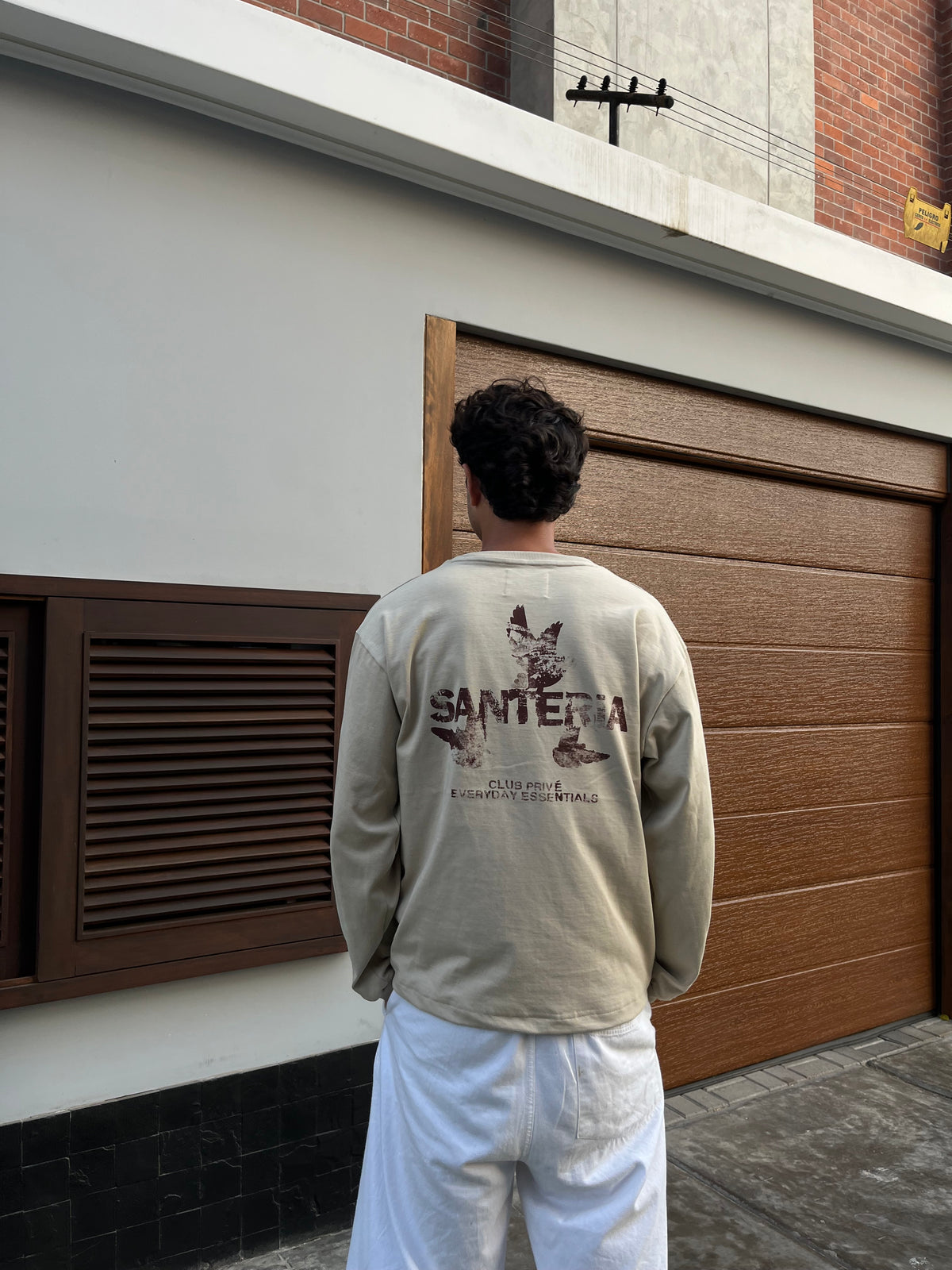 PRIVE ESSENTIAL LONGSLEEVE