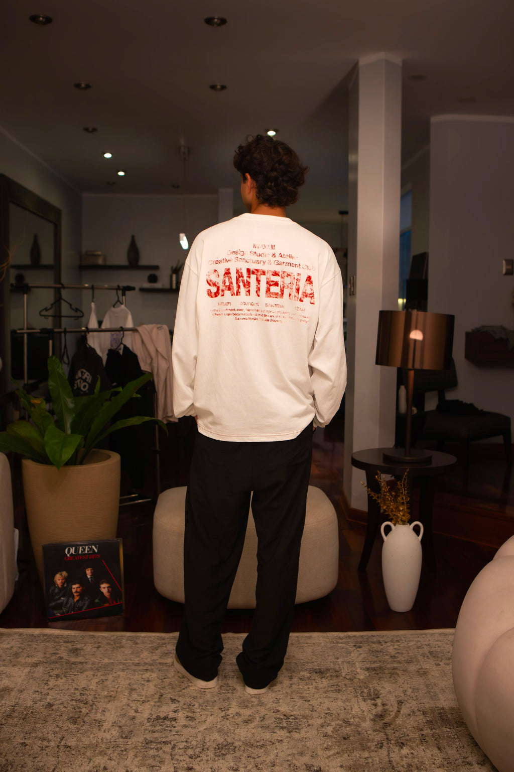 CREATIVE OFF-WHITE LONGSLEEVE