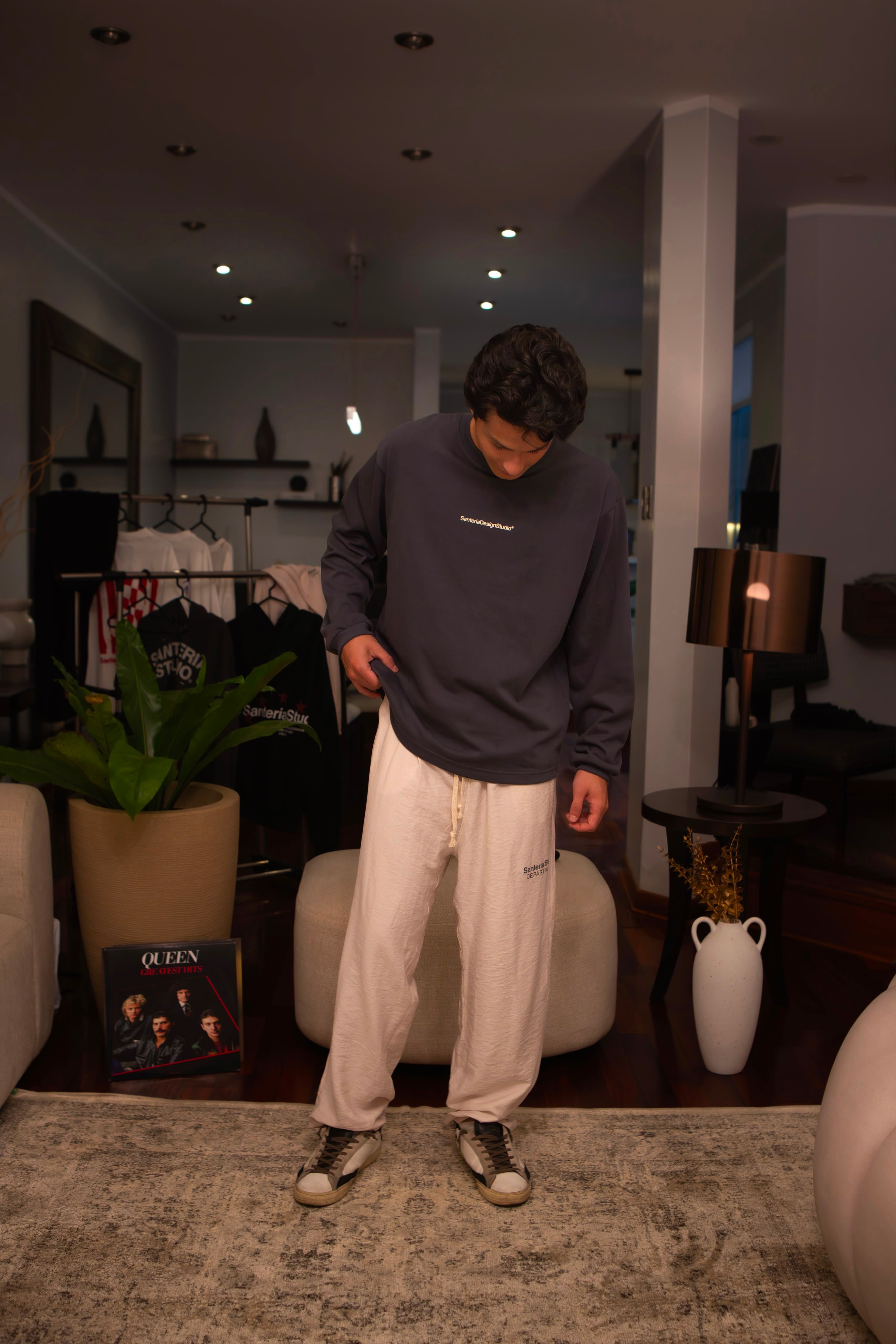 STUDIO ASH LONGSLEEVE
