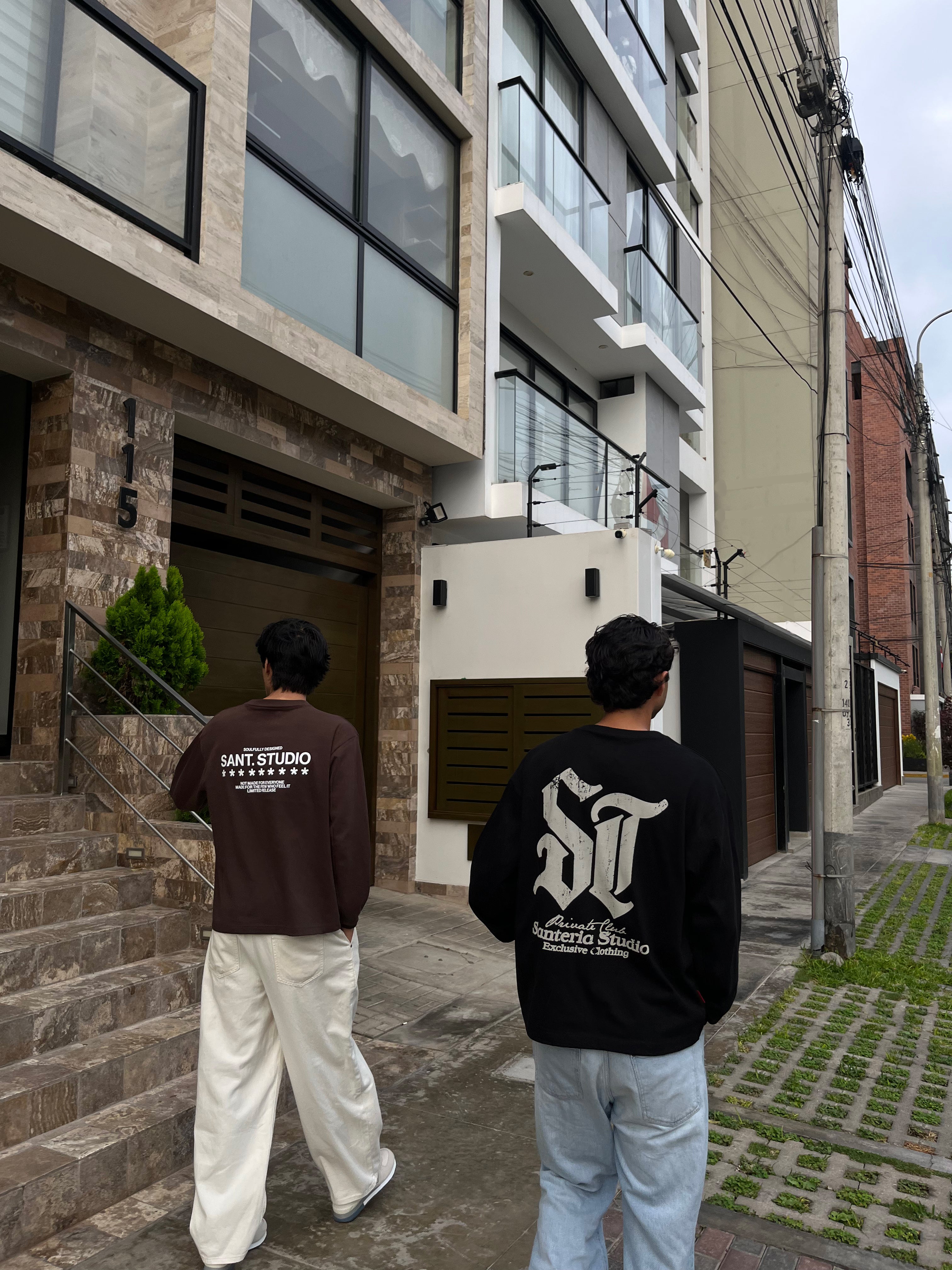 PRIVATE CLUB BLACK LONGSLEEVE